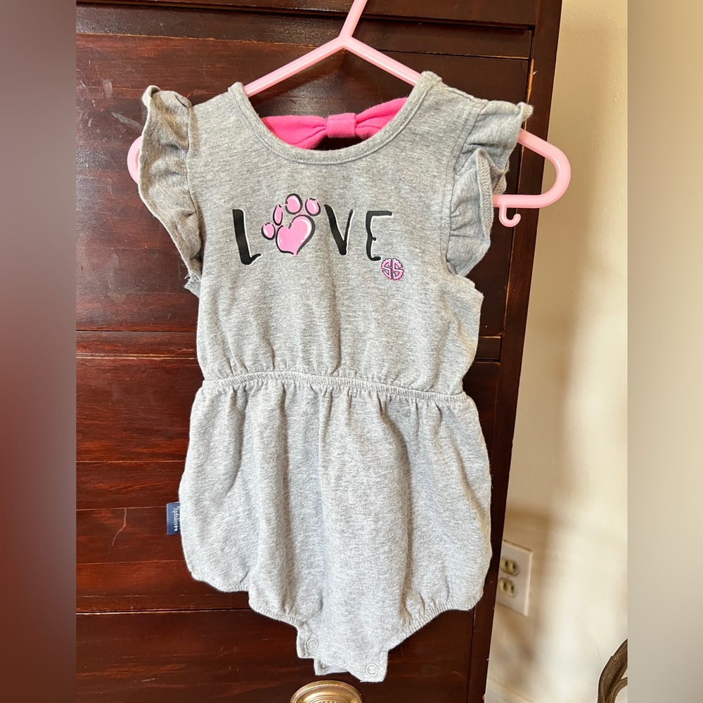 Simply Southern romper. Size 12 - 18 months. “love” with paw accent